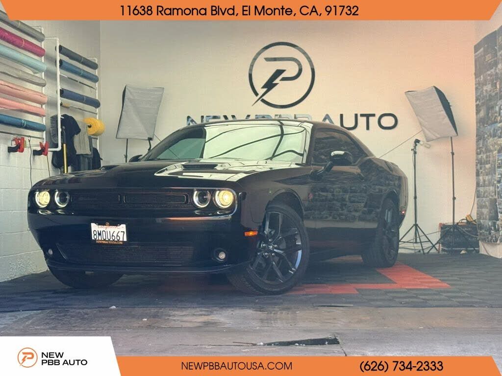 2019 DODGE Challenger