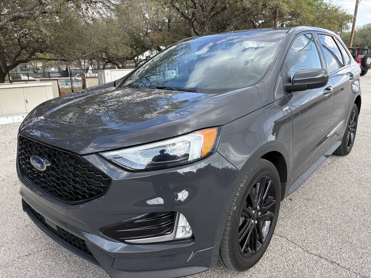 2021 FORD Edge