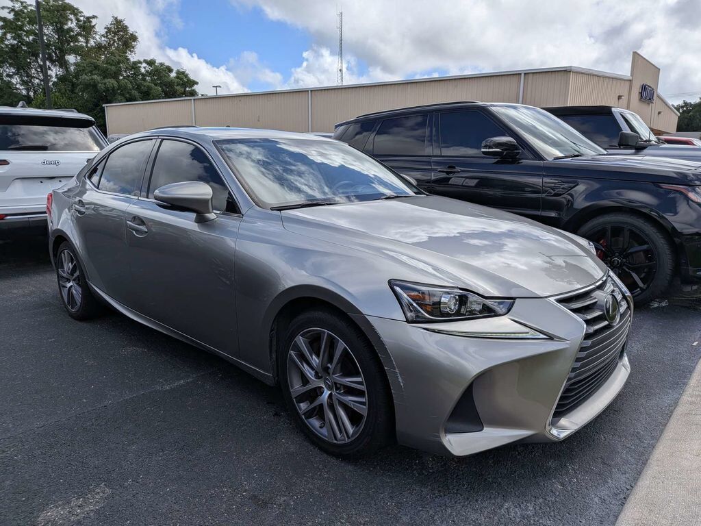 2019 LEXUS IS