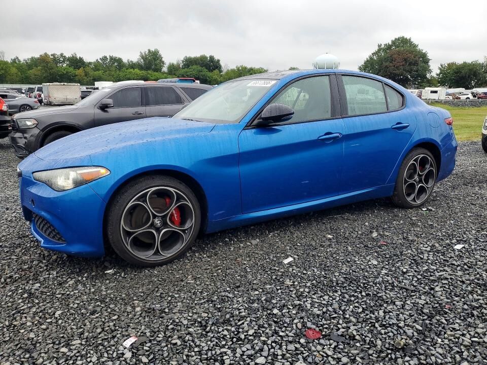 2022 ALFA ROMEO Giulia