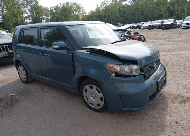 2010 TOYOTA SCION