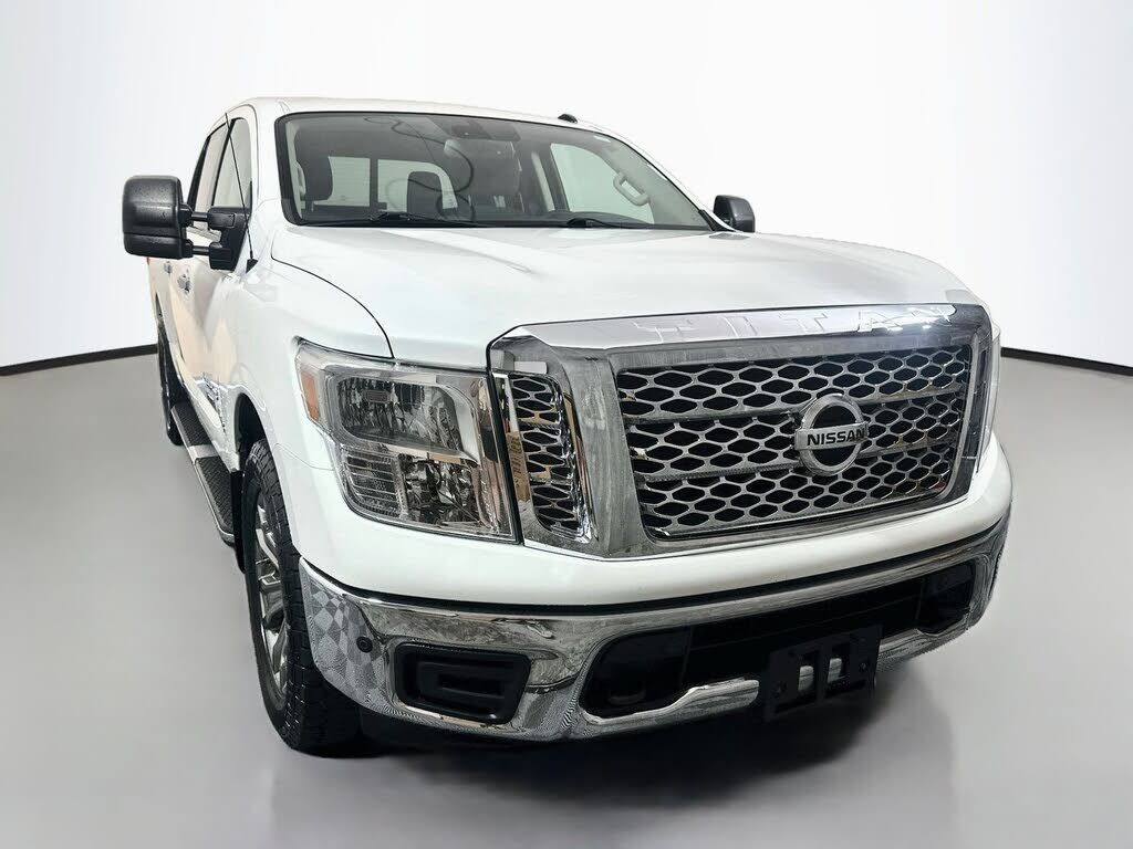 2019 NISSAN Titan