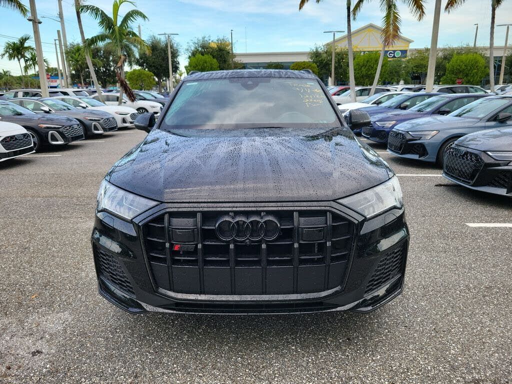 2023 Audi SQ7