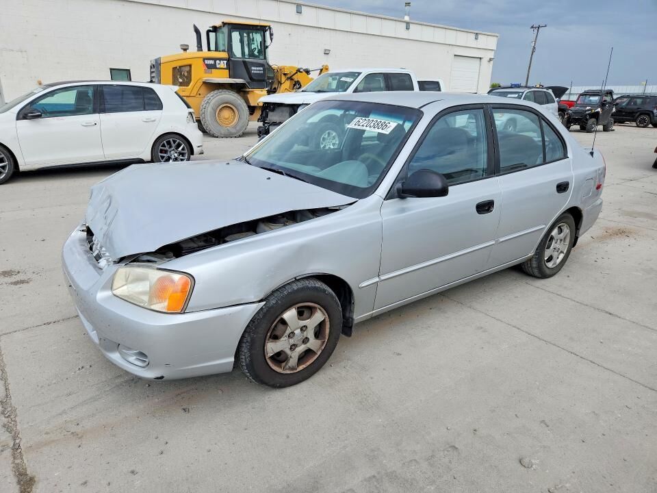 2002 HYUNDAI Accent