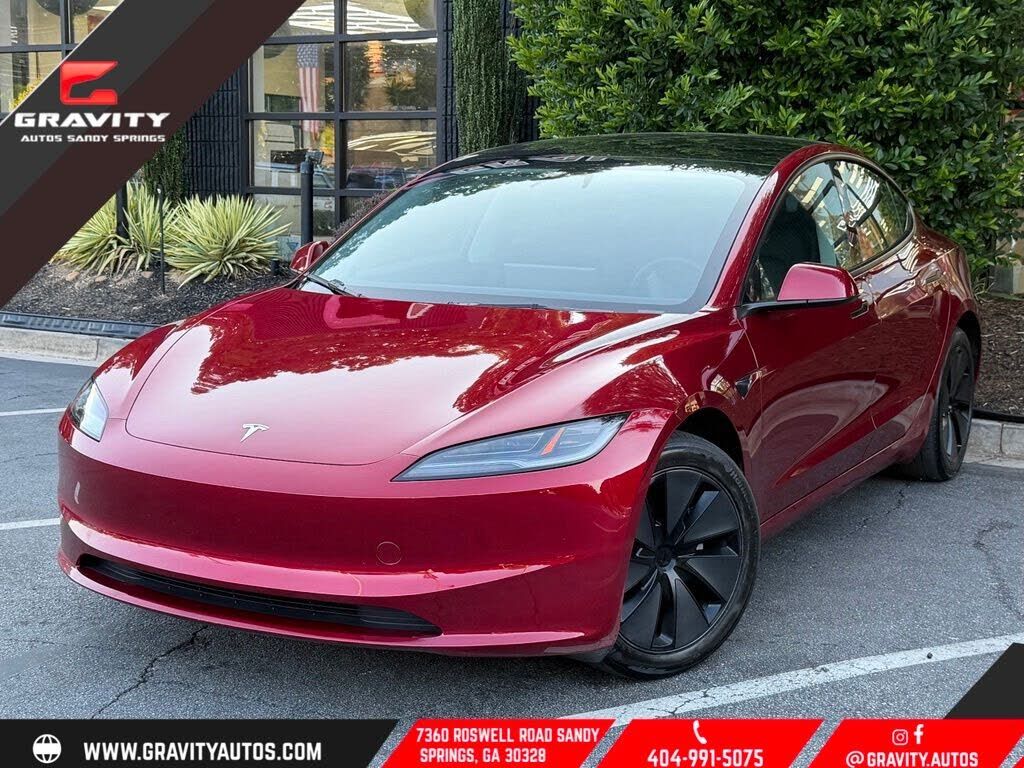 2025 TESLA Model 3