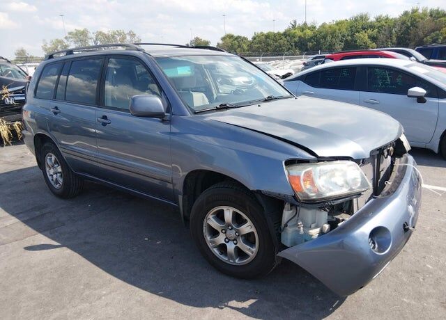 2005 TOYOTA Highlander
