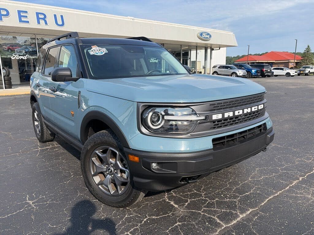 2023 FORD Bronco
