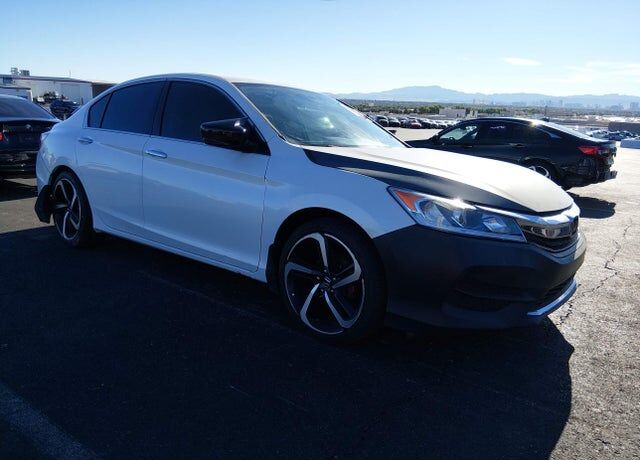 2017 HONDA Accord