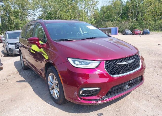2022 CHRYSLER Pacifica