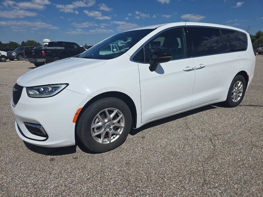 2025 CHRYSLER Pacifica