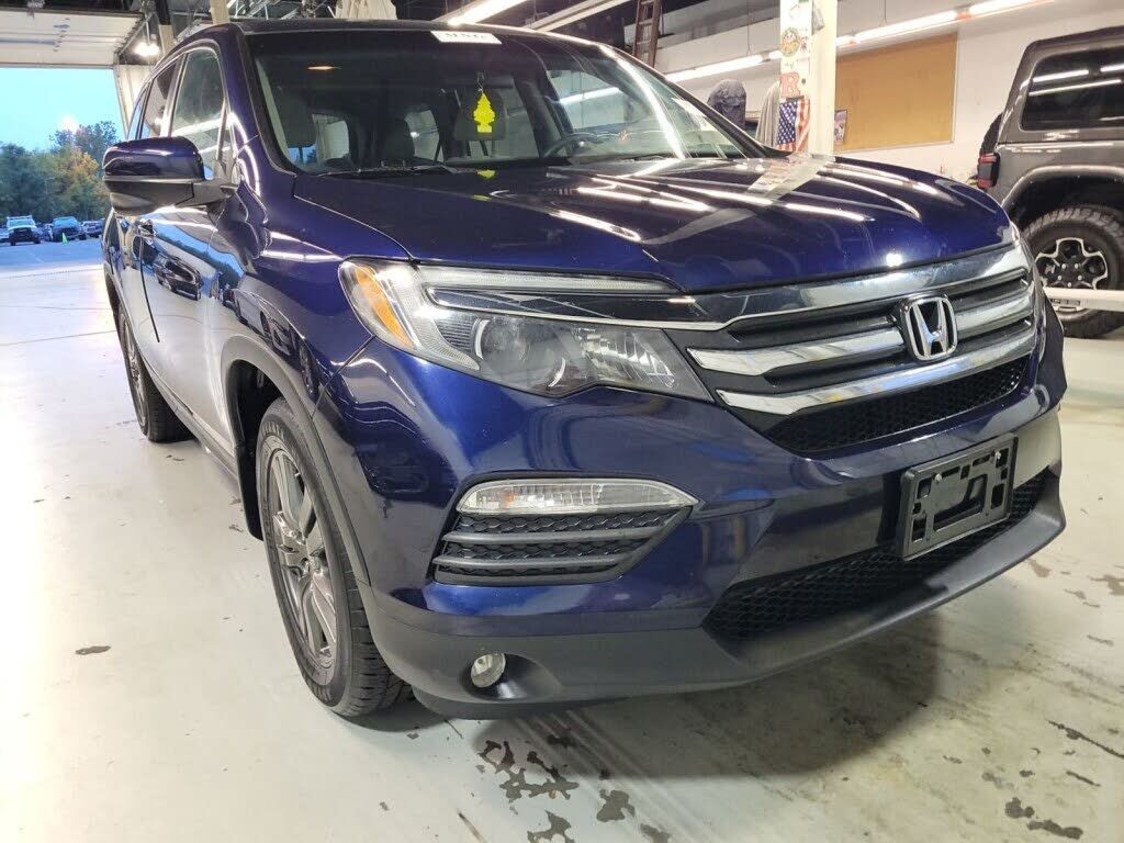 2017 HONDA Pilot