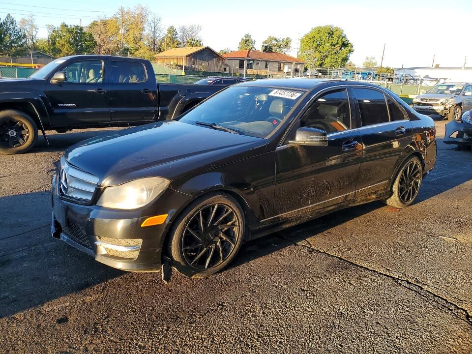 2012 MERCEDES-BENZ C-Class