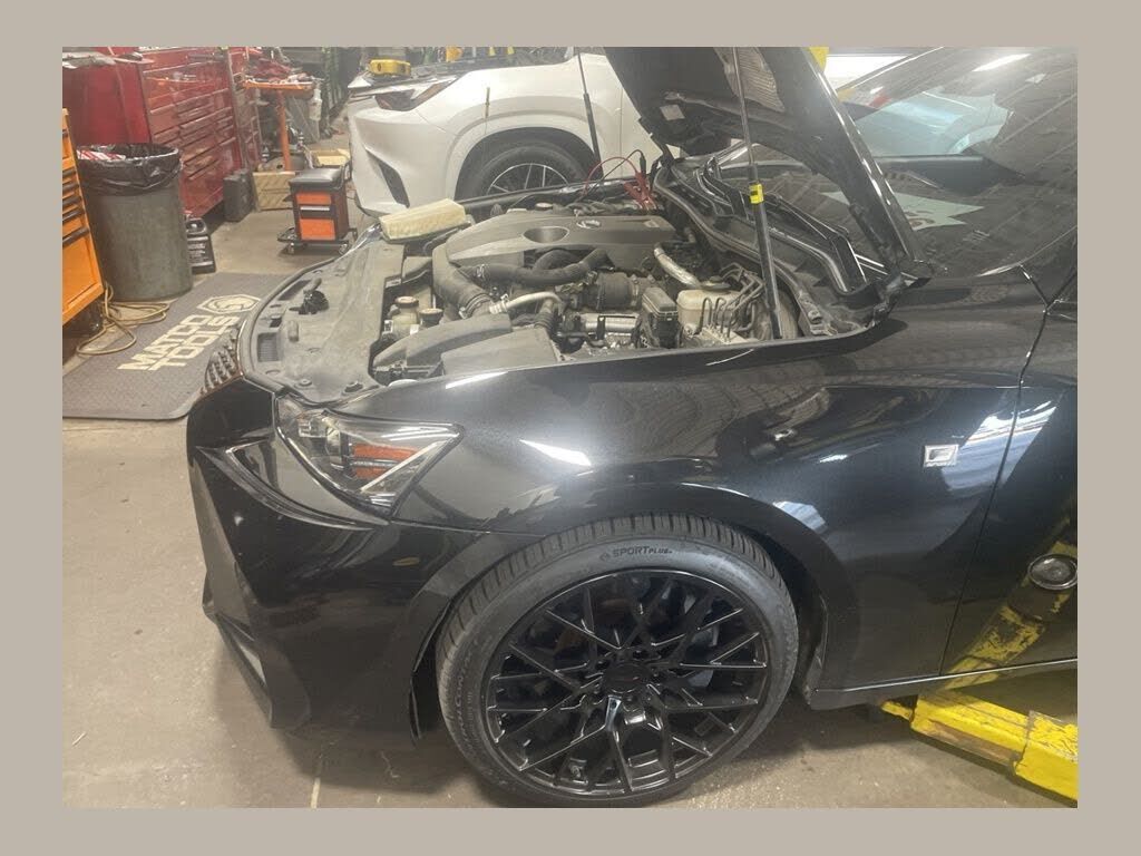 2017 LEXUS IS