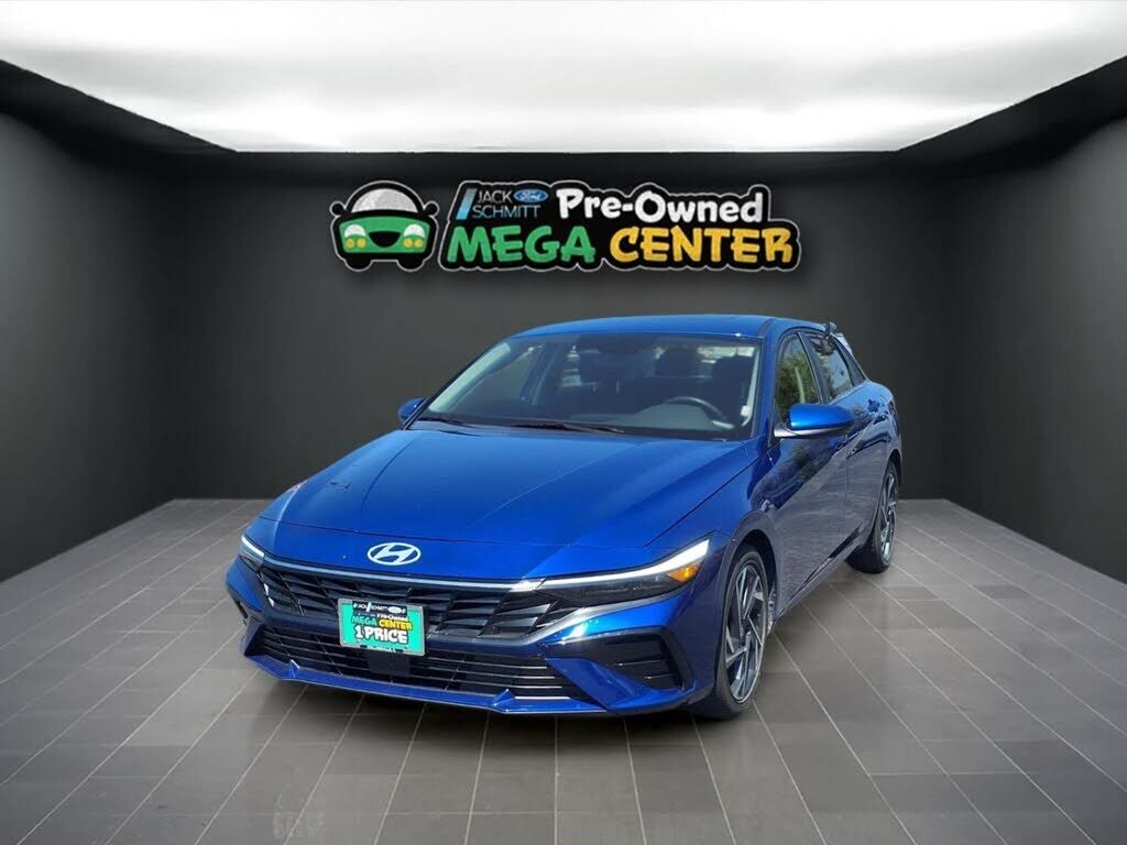 2025 HYUNDAI Elantra