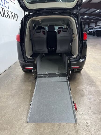 2020 CHRYSLER Pacifica