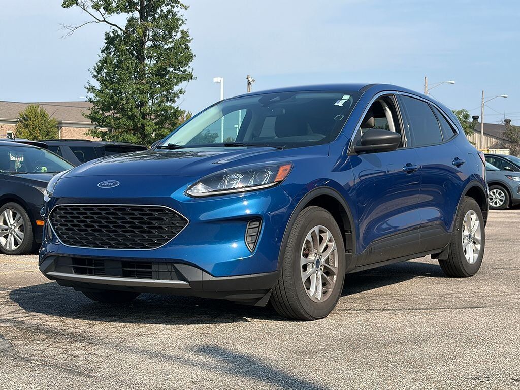 2022 FORD Escape