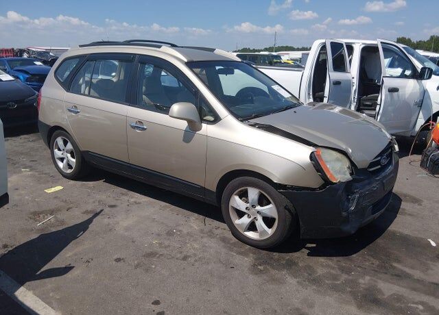2007 KIA Rondo