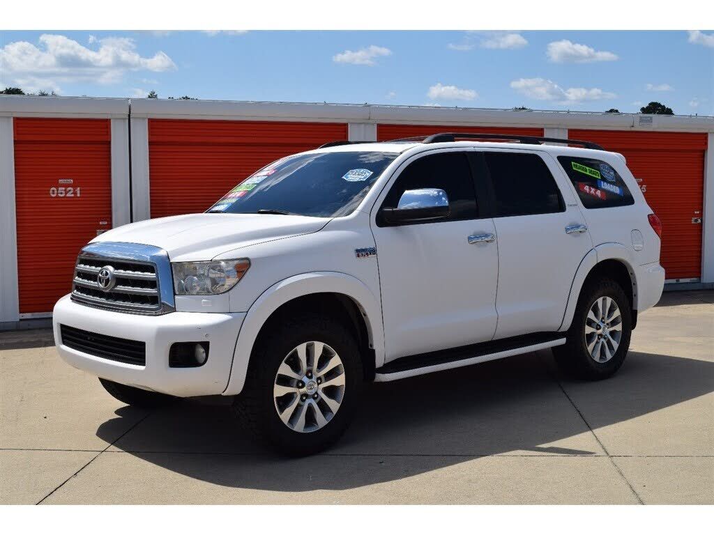 2012 TOYOTA Sequoia