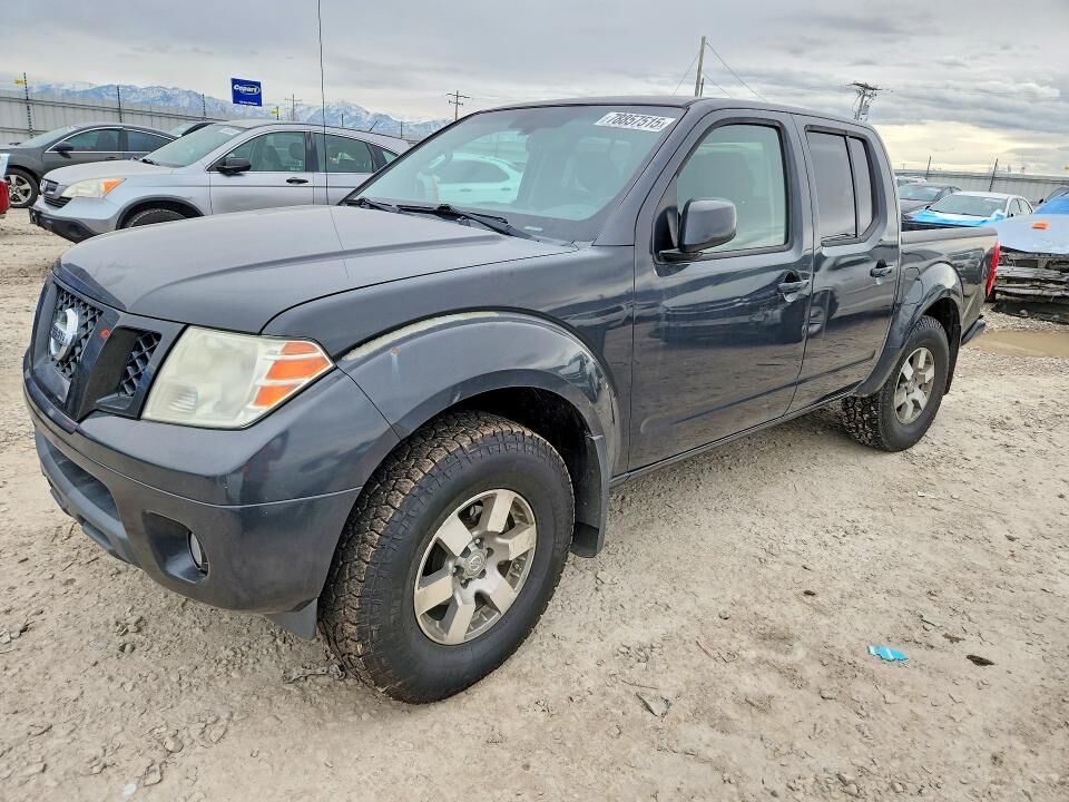 2012 NISSAN Frontier