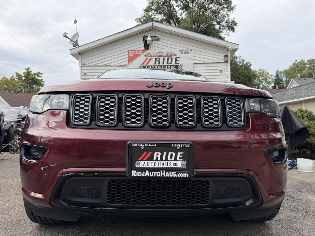 2017 JEEP Grand Cherokee