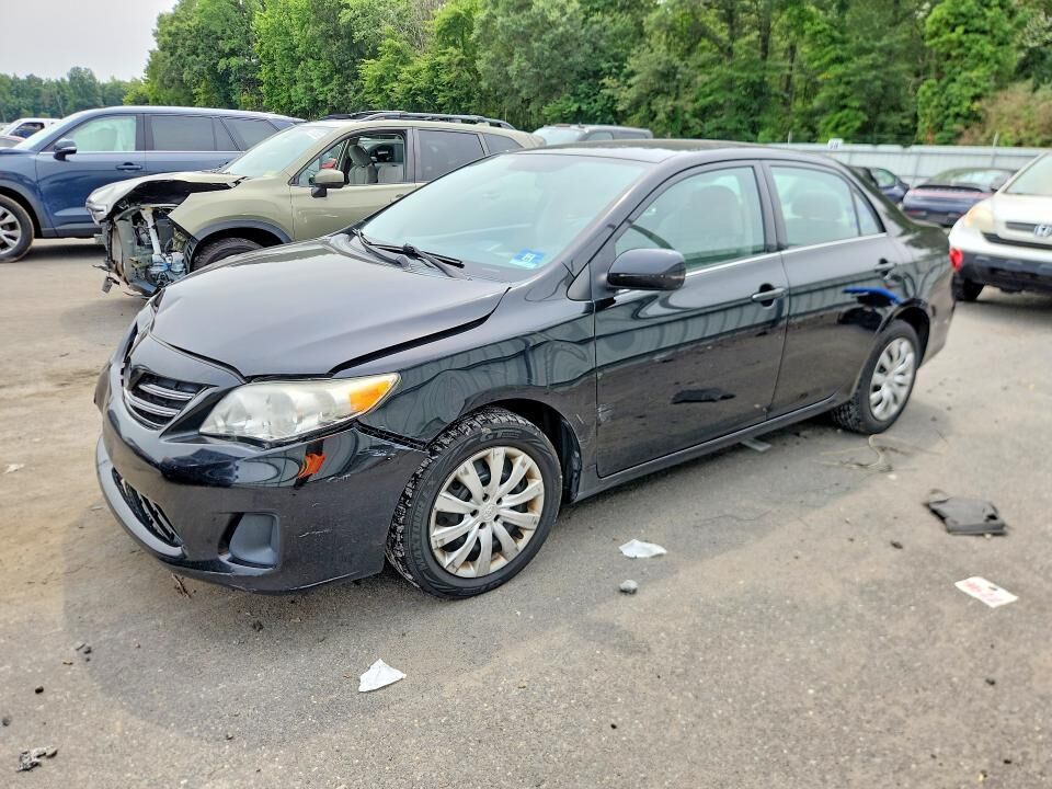 2013 TOYOTA Corolla