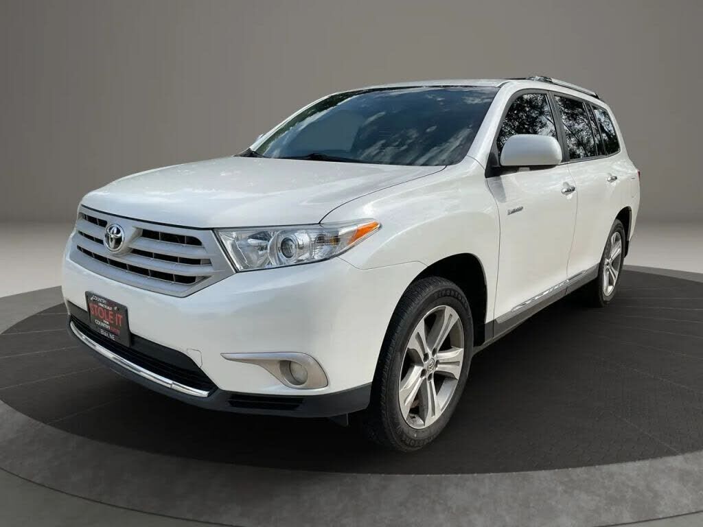 2011 TOYOTA Highlander