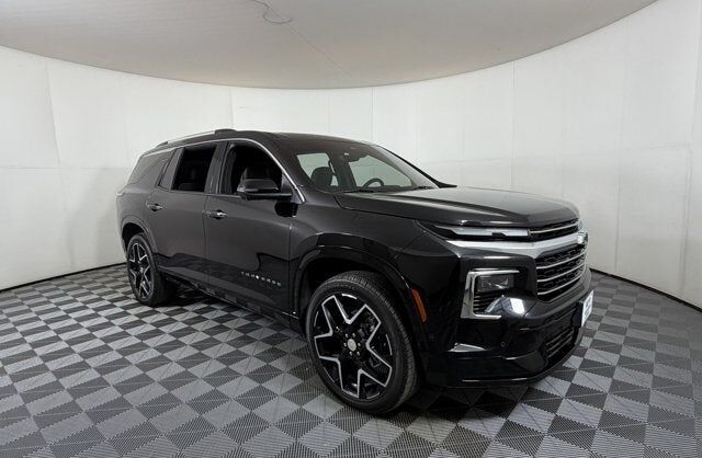2025 CHEVROLET Traverse