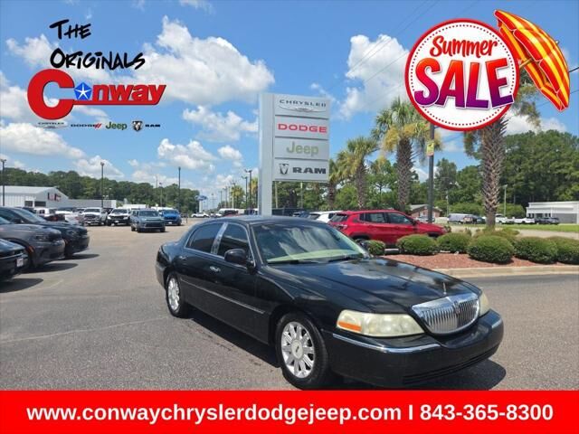 2009 LINCOLN Town Car