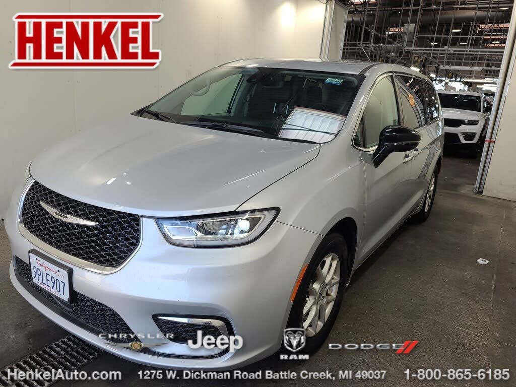 2024 CHRYSLER Pacifica