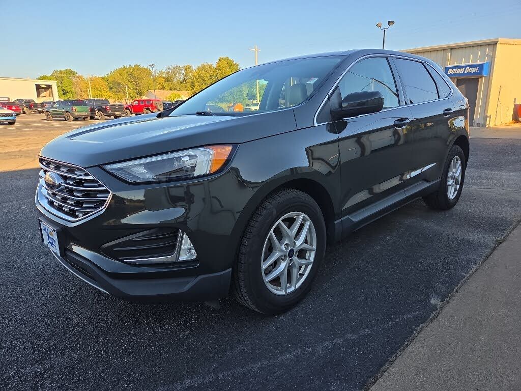 2022 FORD Edge