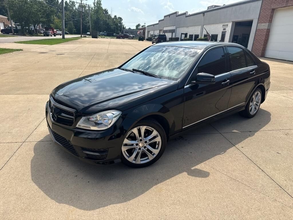 2014 MERCEDES-BENZ C-Class