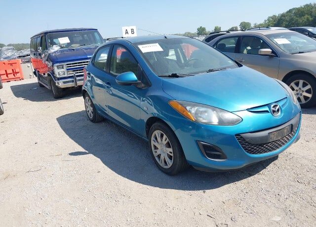 2012 MAZDA Mazda2