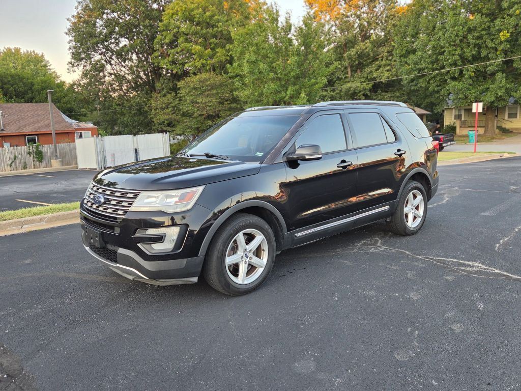 2016 FORD Explorer