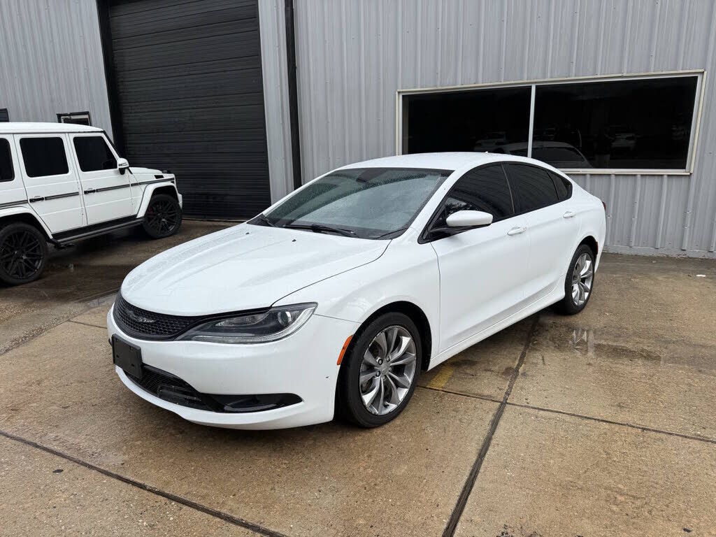 2016 CHRYSLER 200