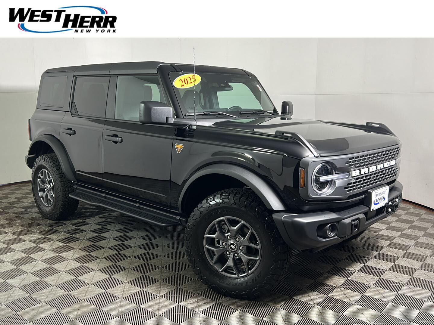 2025 FORD Bronco