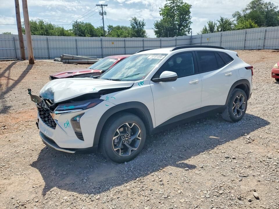 2024 CHEVROLET Trax