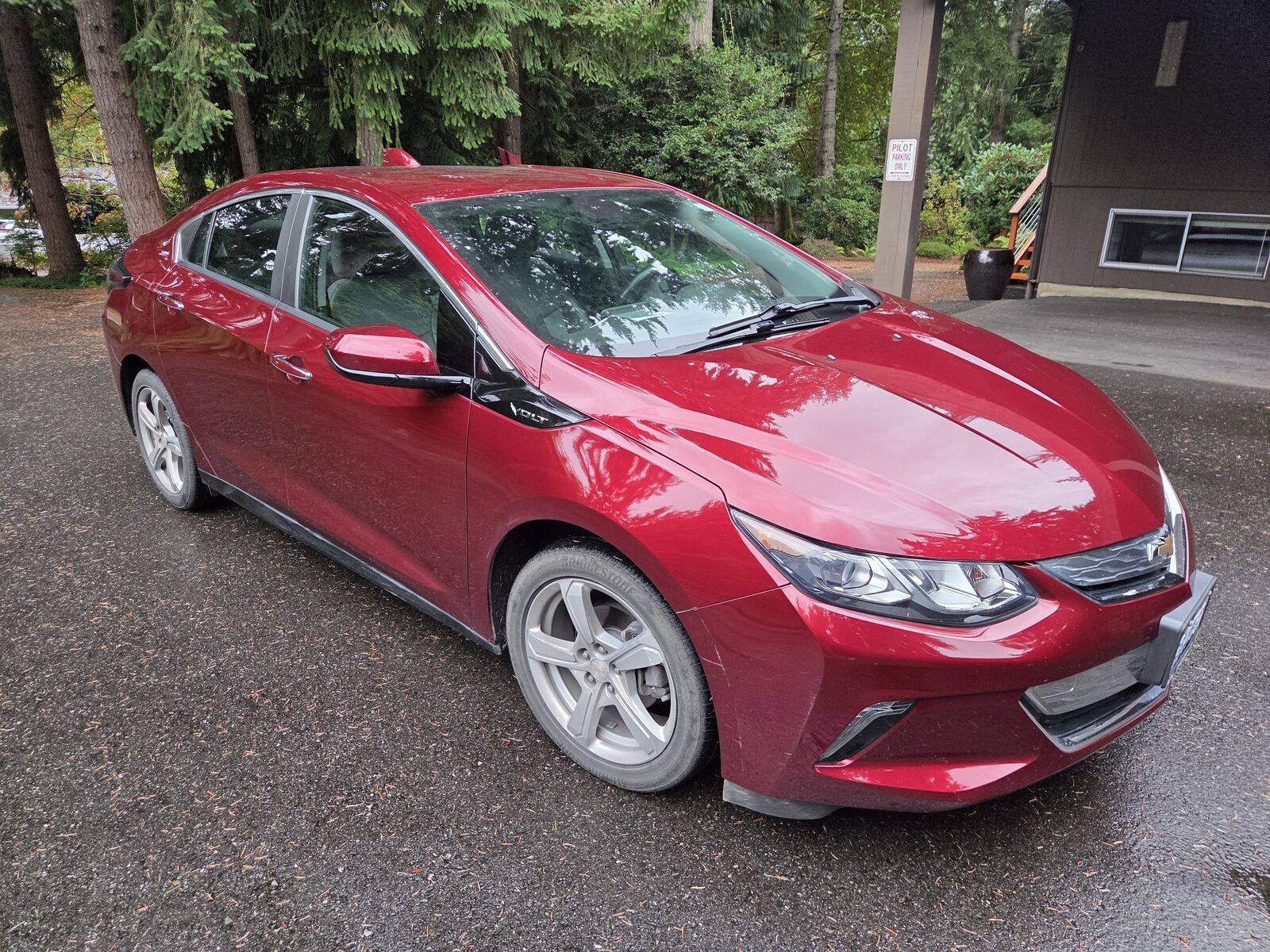 2017 CHEVROLET Volt