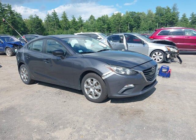 2015 MAZDA Mazda3