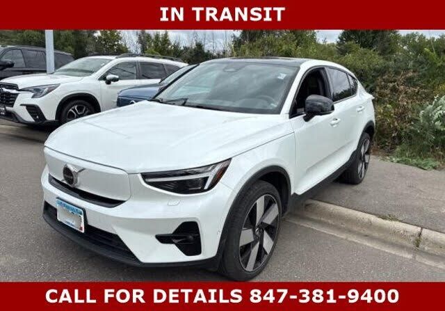 2023 VOLVO C40