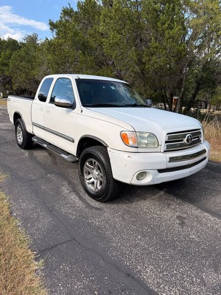 2003 TOYOTA Tundra