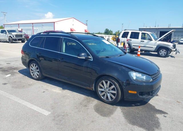 2011 VOLKSWAGEN Jetta Wagon