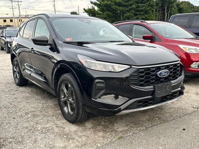 2024 FORD Escape