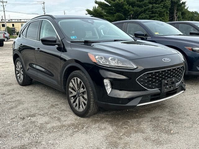 2022 FORD Escape