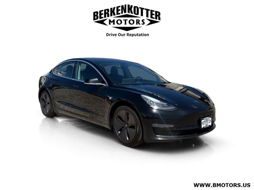 2018 TESLA Model 3