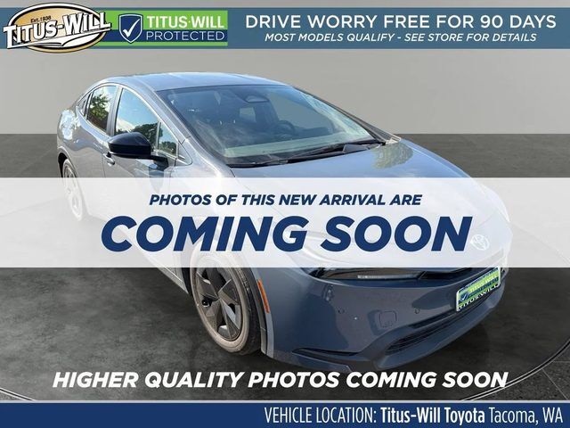 2025 TOYOTA PRIUS