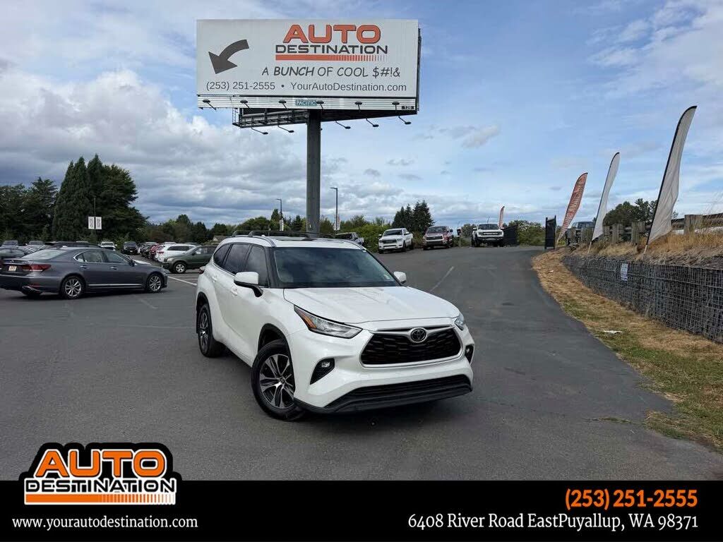 2020 TOYOTA Highlander
