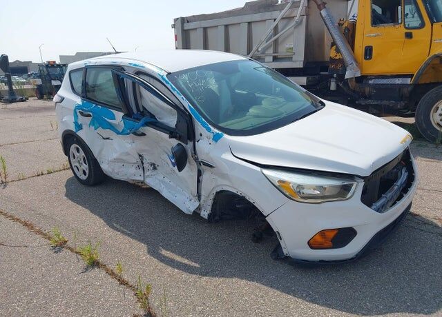 2017 FORD Escape