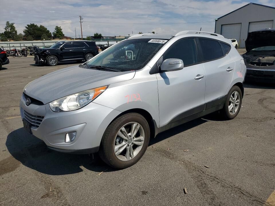 2013 HYUNDAI Tucson
