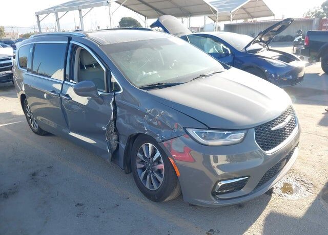2021 CHRYSLER Pacifica