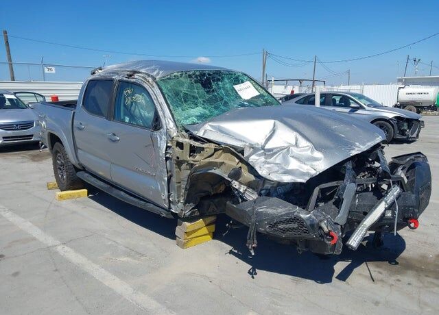 2019 TOYOTA Tacoma